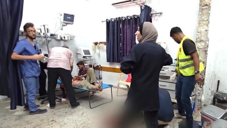 شهداء وجرحى جراء استهداف الاحتلال فلسطينيين في حي النصر