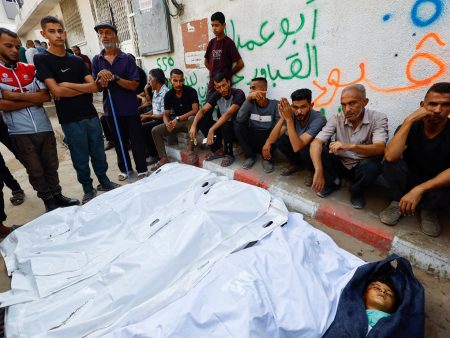 40 شهيدا بغارات على غزة والاحتلال يتوعد بتصعيد هجومه