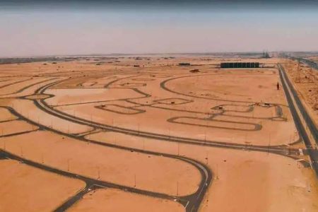 المتر بـ4500 جنيه.. الإسكان تطرح قطع أراضي استثمارية في العاشر من رمضان | تفاصيل