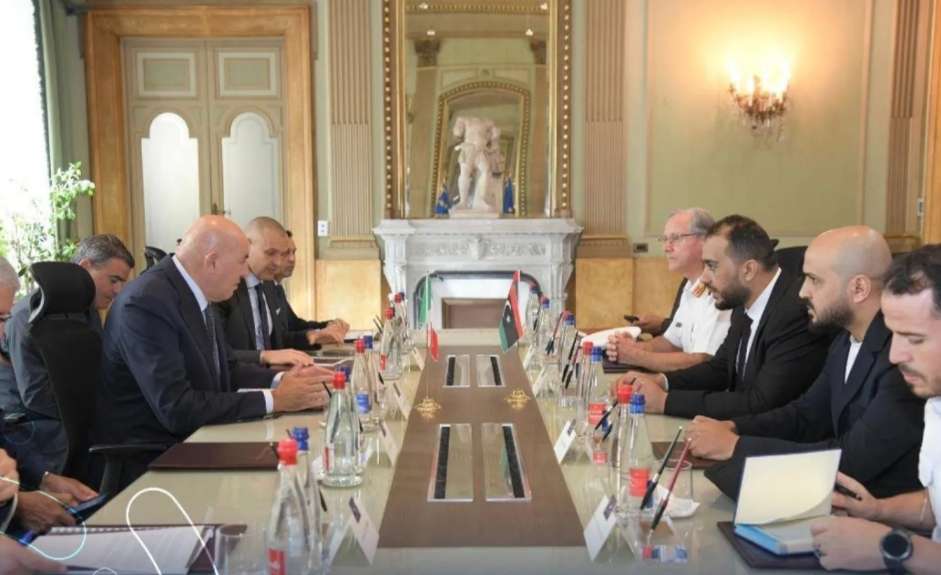 “الوحدة الوطنية” الليبية تتخطى توترات طرابلس وتُعزز التعاون العسكري مع روما