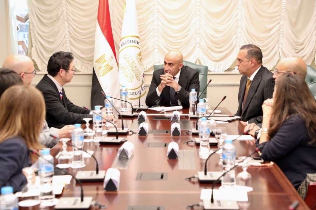 وزير التعليم يبحث مع وفد ياباني إطلاق منصة لتدريس الذكاء الاصطناعي لطلاب الثانوية