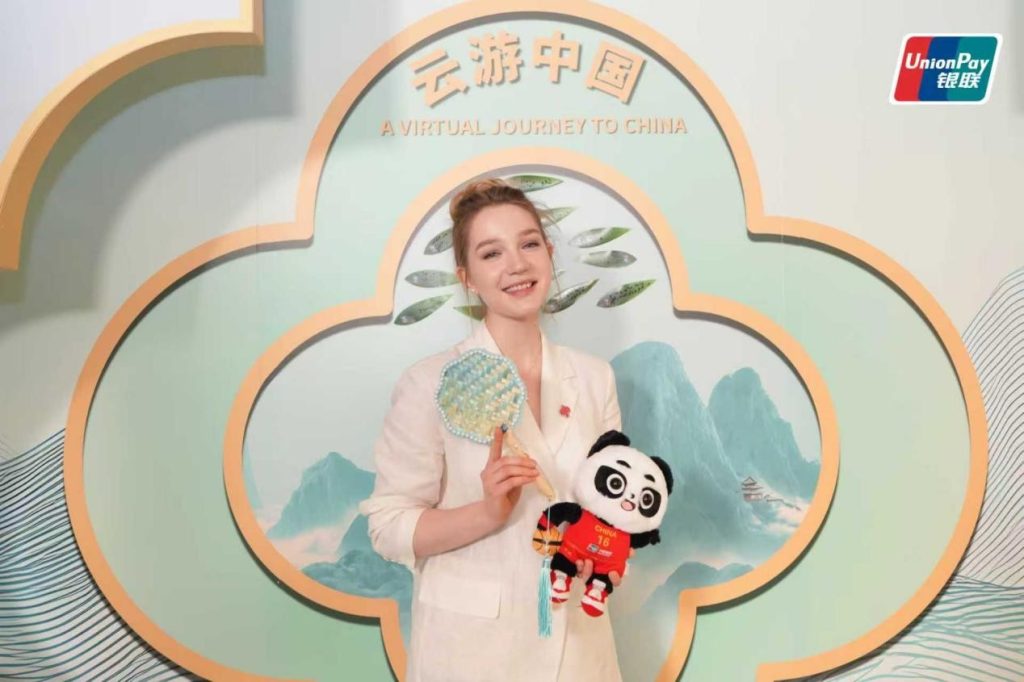 من الشاشة إلى أنملة: افتتاح المهرجان القطري للأفلام الصينية عام 2025 في الدوحة 1