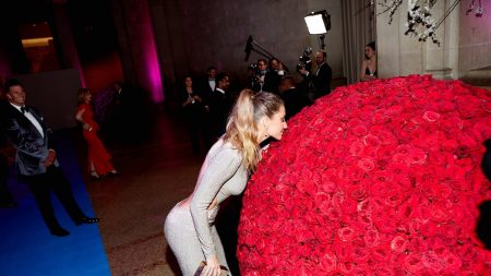 00 story image inside met gala decor 2017