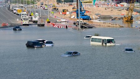 107403767 1713526799042 gettyimages 2147900672 AFP 34PM9A9