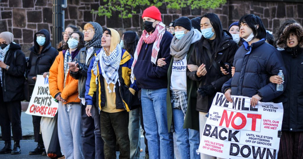 240422 yale university protest arrests 1 ew 1254p 8b0260