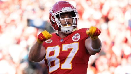 Travis Kelce9