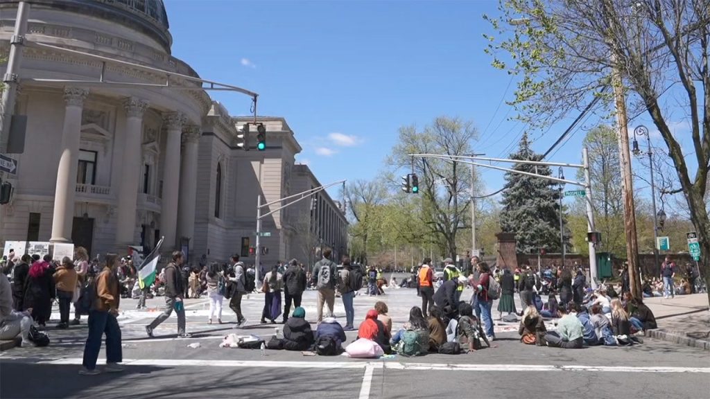 Yale University Palestine Protests 04