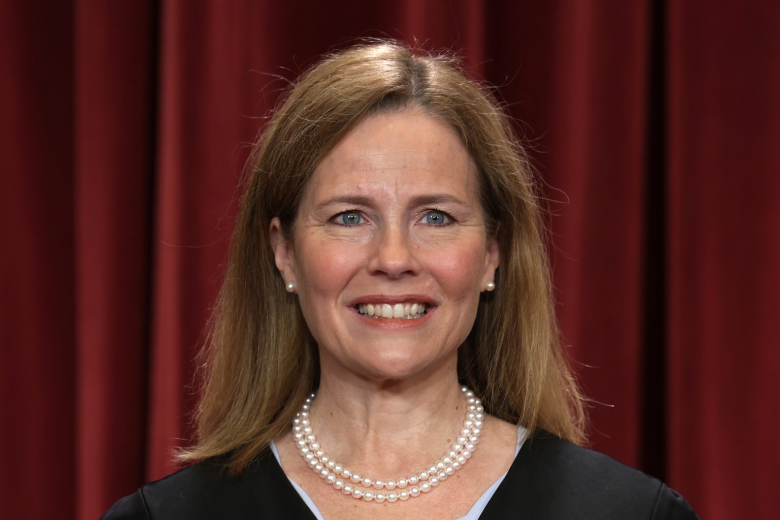 amy coney barrett presidential immunity