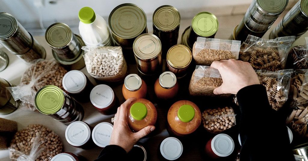 arranging food containers 1200 628 facebook