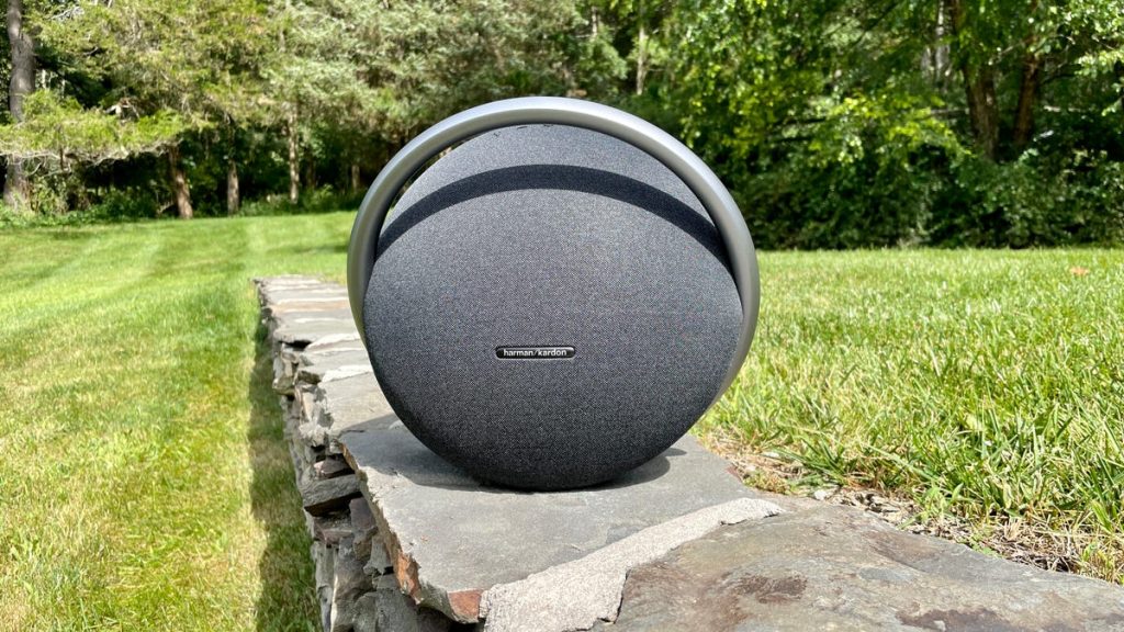 harman kardon onyx studio 7 outdoors