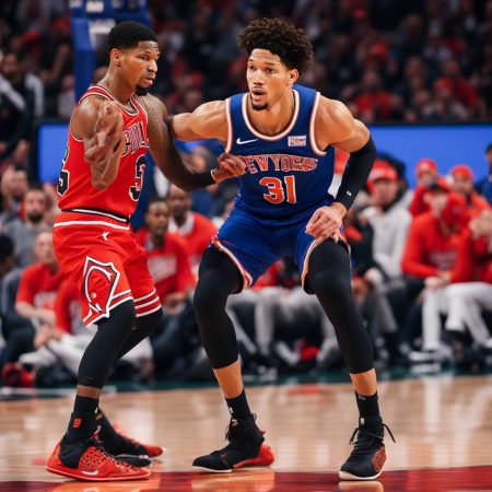 Josh Hart of the Knicks ejected from game for kicking Javonte Green of the Bulls in the head region.