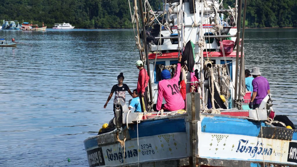 myanmar migrant workers abroad a fishing boat in southern thailand data 0