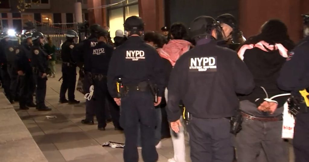 nc pkg wnbc nyu arrests 240422 hfiu83