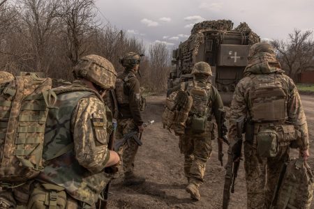 ukrainian infantry soldiers