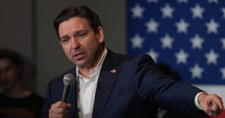 01 Headlines deSantis twfb facebookJumbo