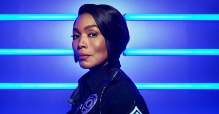 9 1 1 Recap Angela Bassett References 2