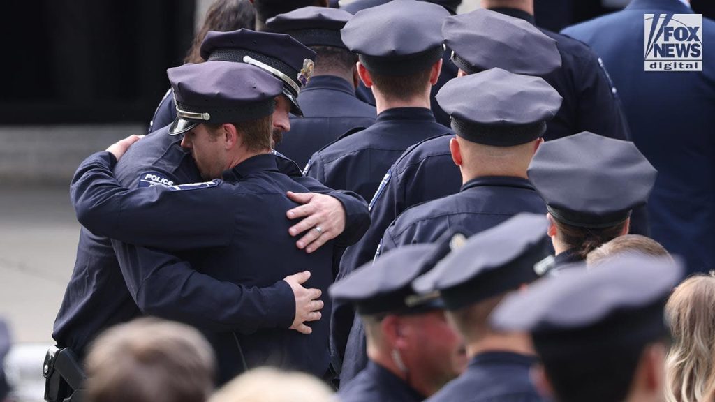 Charlotte cop shot memorial 02