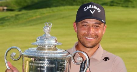 GettyImages 2153739128 Xander Schauffele at Valhalla Golf Club