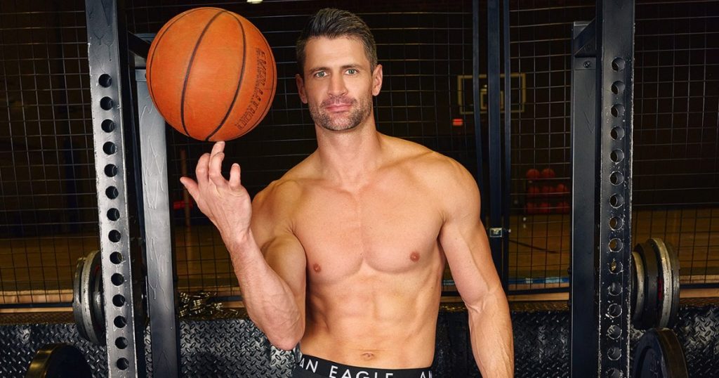 James Lafferty OTH shirtless basketball