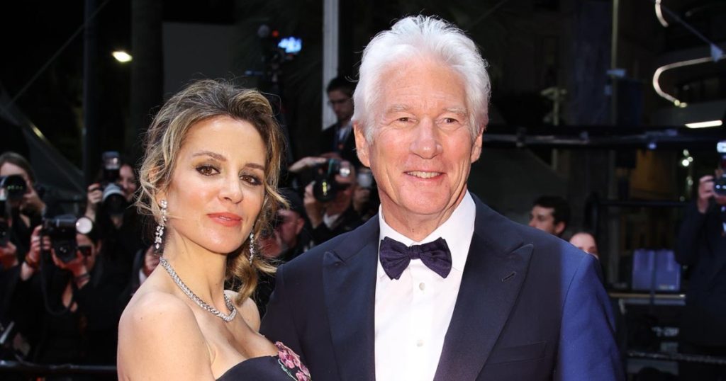 Richard Gere and Wife Alejandra Silva s Complete Relationship Timeline 270