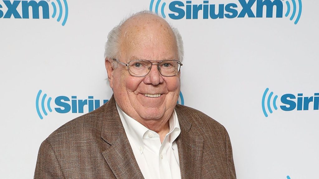 Verne Lundquist