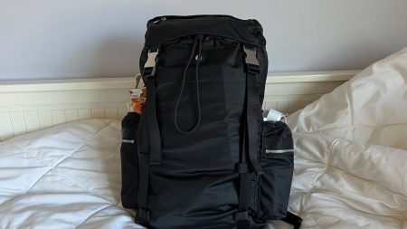 charlotte maracina lululemon bag