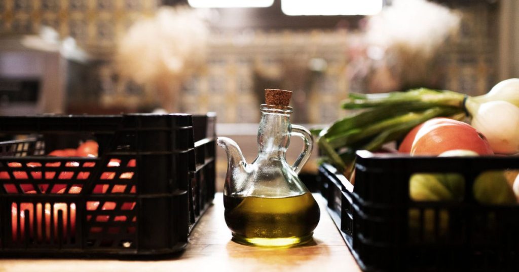 olive oil 1200x628 facebook