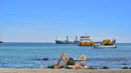 reading beach