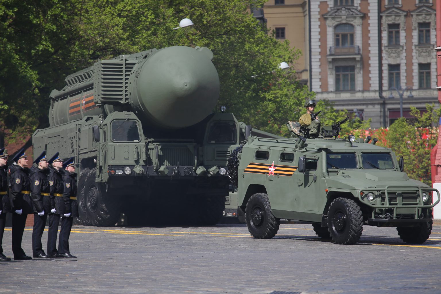 russia nuclear missile wwii military parade