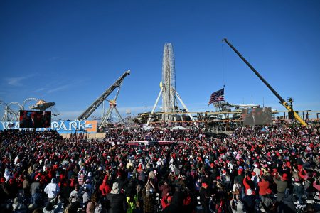 supporters cheer donald trump arrives