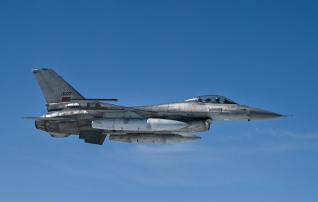 ukraine f 16 update first pilots complete training