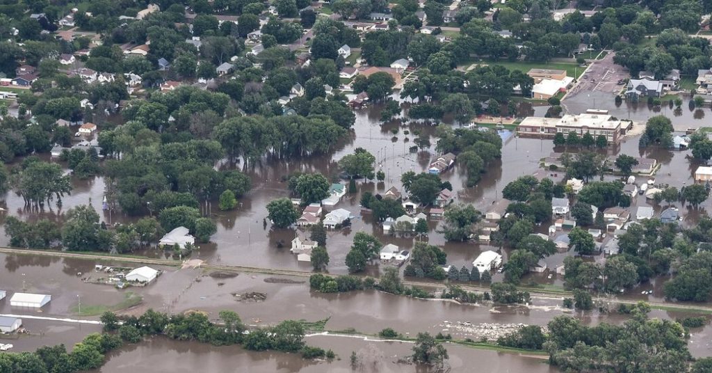 24nat midwest flood lqwj facebookJumbo