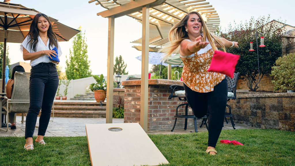 Commerce backyard games iStock 1415243754