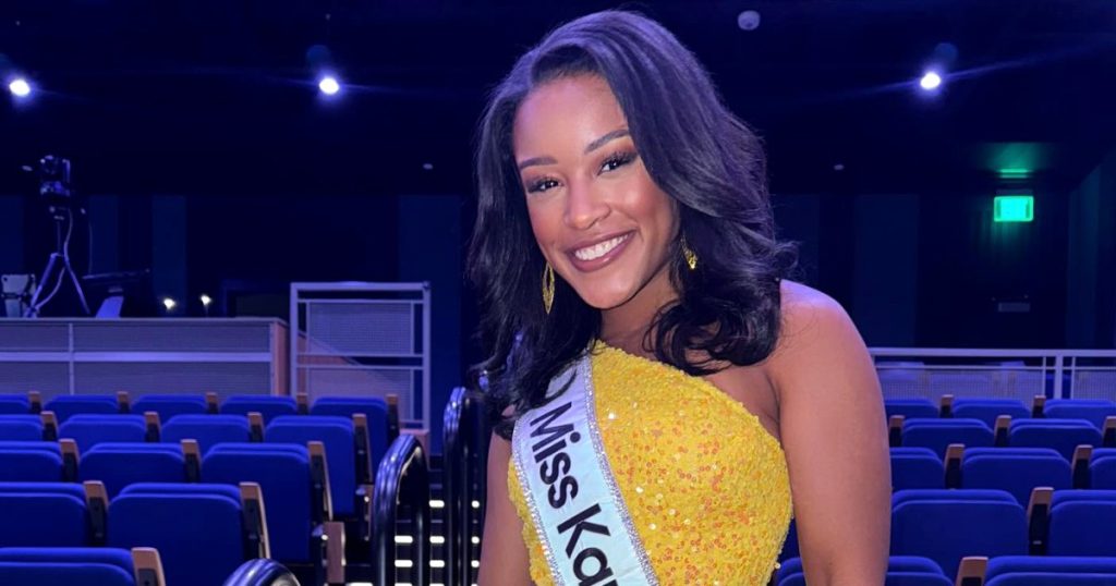 Who Is Miss Kansas Winner Alexis Smith 5 Things to Know 01