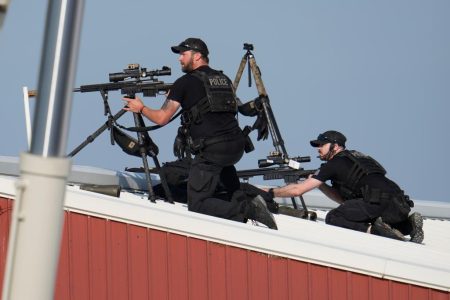 police snipers return fire shots 85718718 d25c36