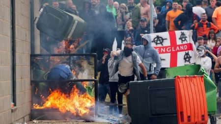 2024 08 04t180317z 987348042 rc2299al5hbg rtrmadp 3 britain protests