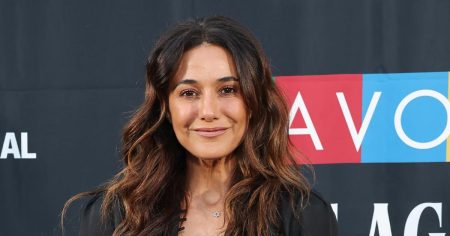 Emmanuelle Chriqui Had to Learn She Was More Than Her Looks and Style After Entourage 561