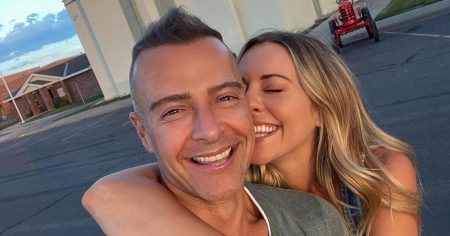 Joey Lawrence s Estranged Wife Samantha Posted Cryptic Message About Loss Before Filing for Divorce