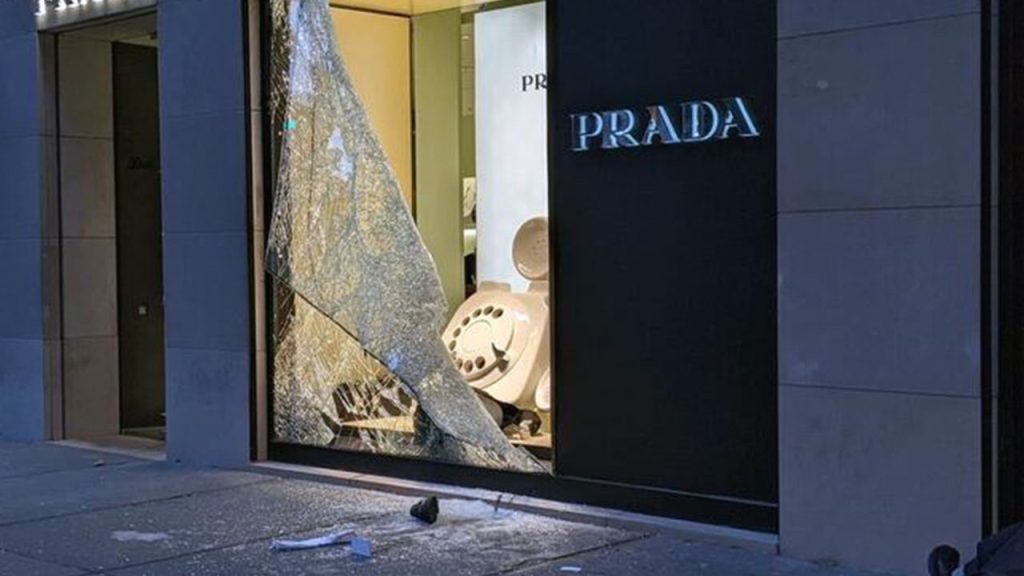 Prada1