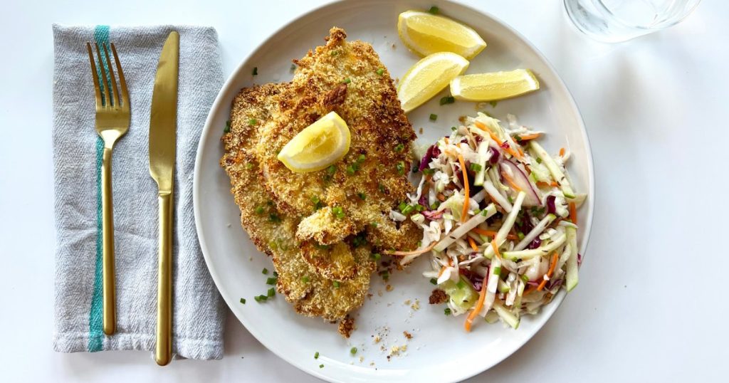 air fryer chicken schnitzel te main 231031