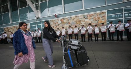 Air Canada shutdown strike