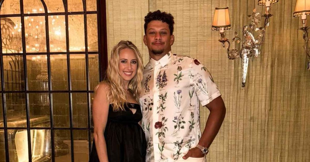 Brittany Mahomes Pregnancy Style feature