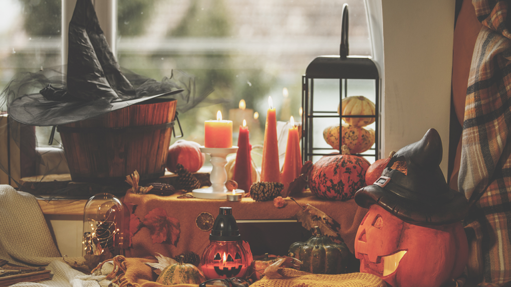 Commerce Halloween indoor decor iStock 1266509643