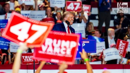 Donald Trump Long Island NY Rally 03