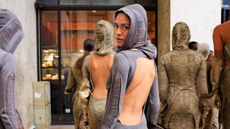 Top Behind-the-Scenes Shots from the Paris Spring 2025 Shows RICKOWENS SS25 BACKSTAGE ACIELLESTYLEDUMONDE 18