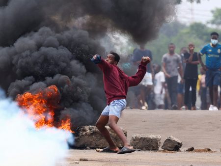 2024 10 21T115556Z 2141171617 RC2YOAA9KH7P RTRMADP 3 MOZAMBIQUE ELECTION 1729538456