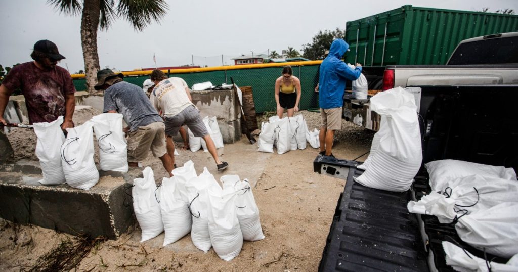 241006 hurricane milton florida vl 203p e12632