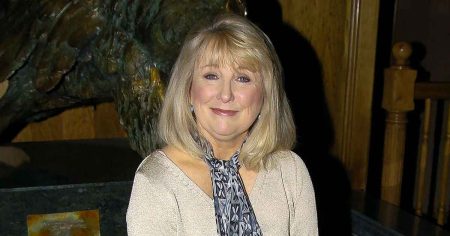 Feature Young Frankenstein Actress Teri Garr Dead at 79