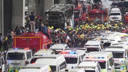 aptopix thailand bus fire 96016