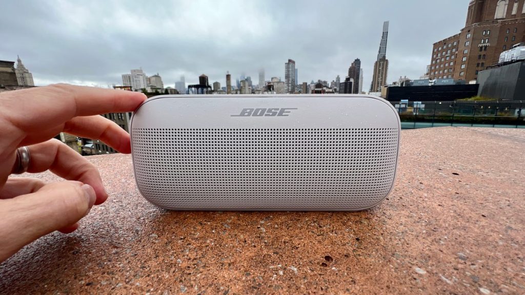 bose soundlink flex stone white city background